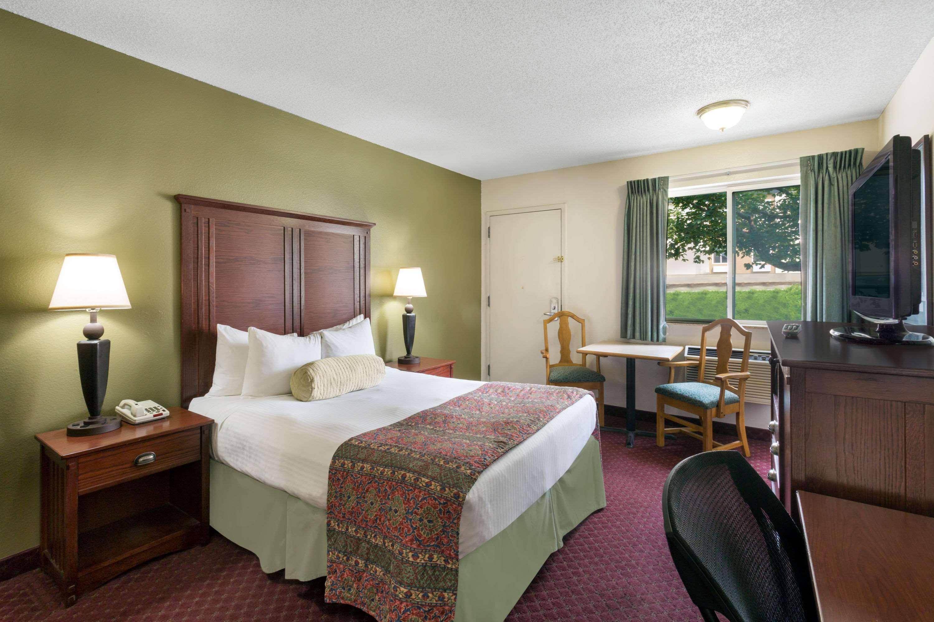 Baymont By Wyndham Bozeman Motel Eksteriør bilde